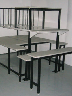 Custom packing station